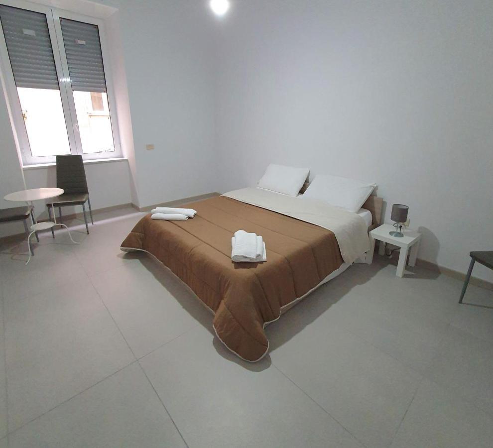 Appartamento City Center Napels Buitenkant foto