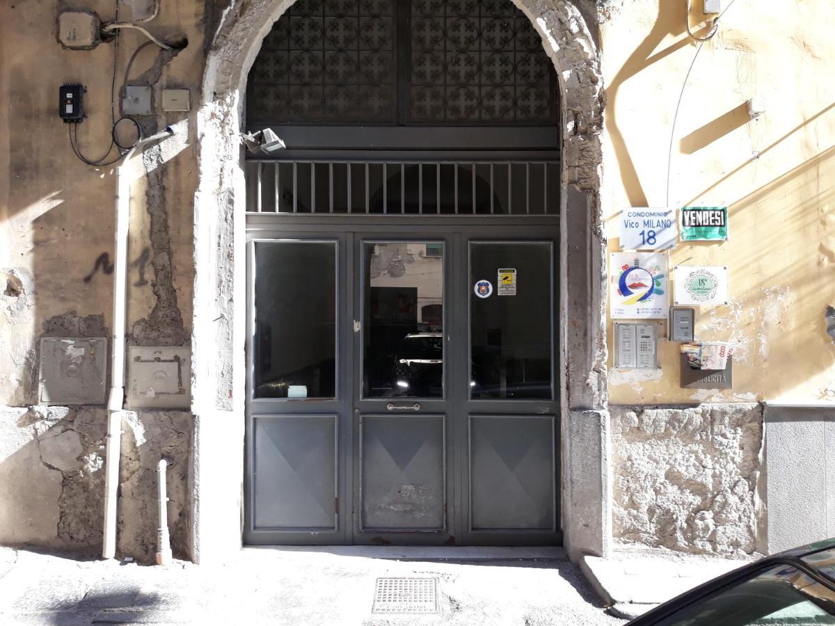 Appartamento City Center Napels Buitenkant foto