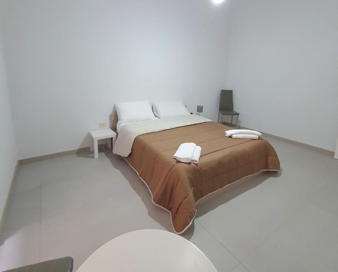 Appartamento City Center Napels Buitenkant foto
