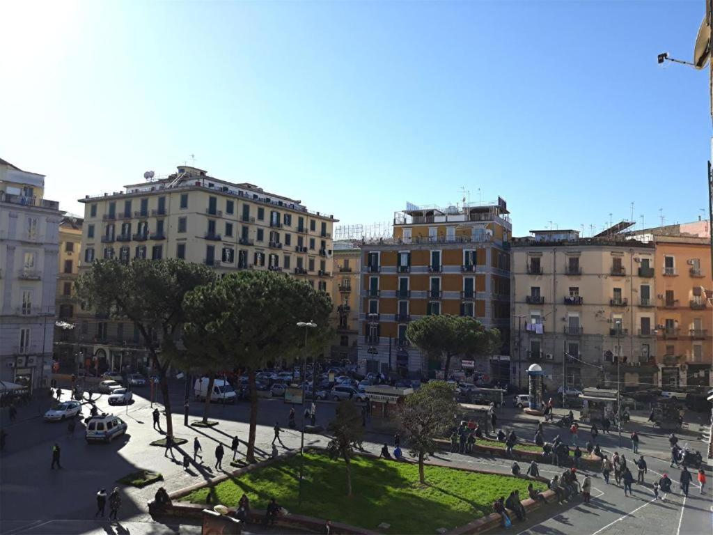 Appartamento City Center Napels Buitenkant foto